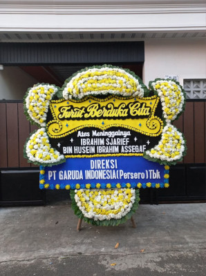 Papan Bunga Duka di Kamipang
