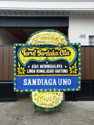 Papan Bunga Duka di Kamipang